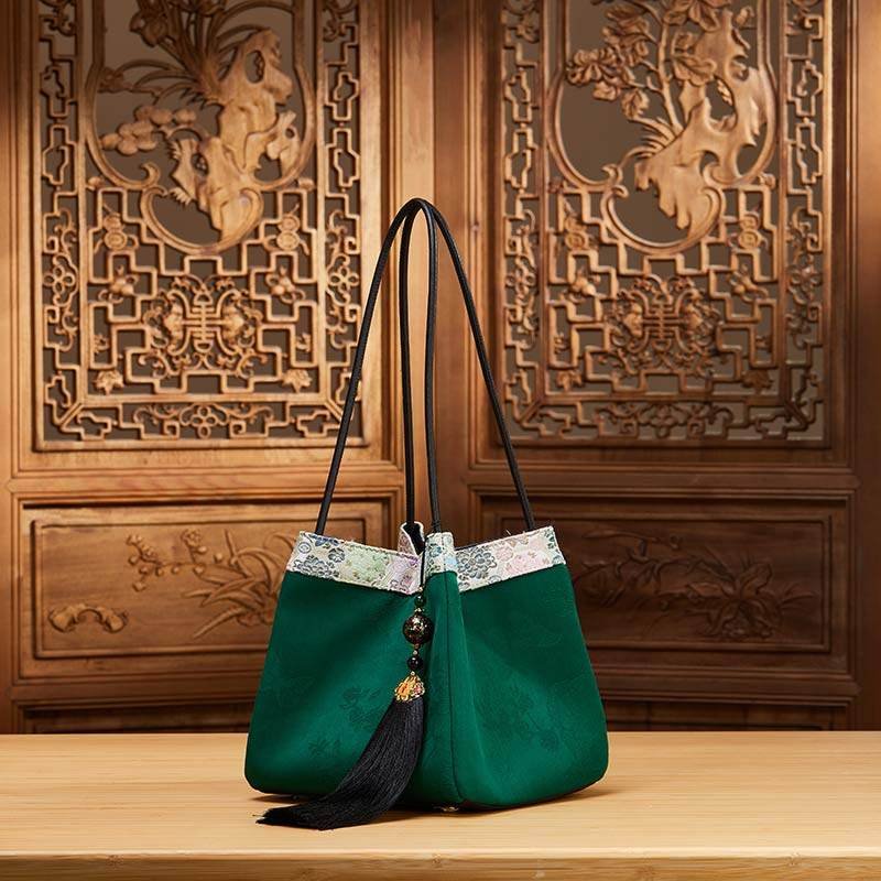 Xiangyunsha Silk Jacquard Vintage Green Bucket Bag - Image 3