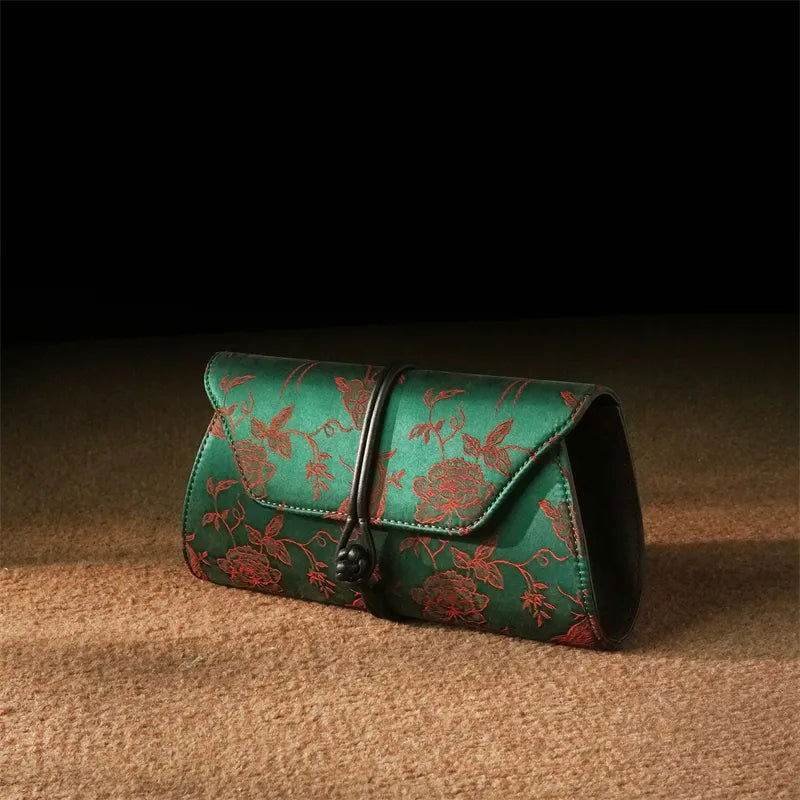 Xiangyunsha Silk Vintage New Chinese-Style Evening Clutch Wallet - Image 2