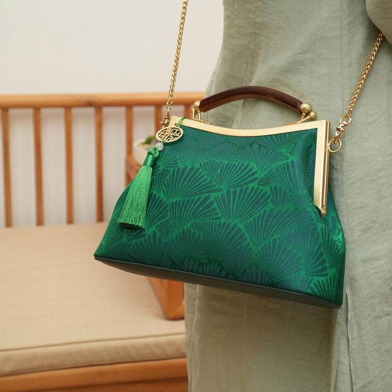 Mulberry Silk Green Pine Leaf Vintage Kiss Lock Clasp Bag - Image 2